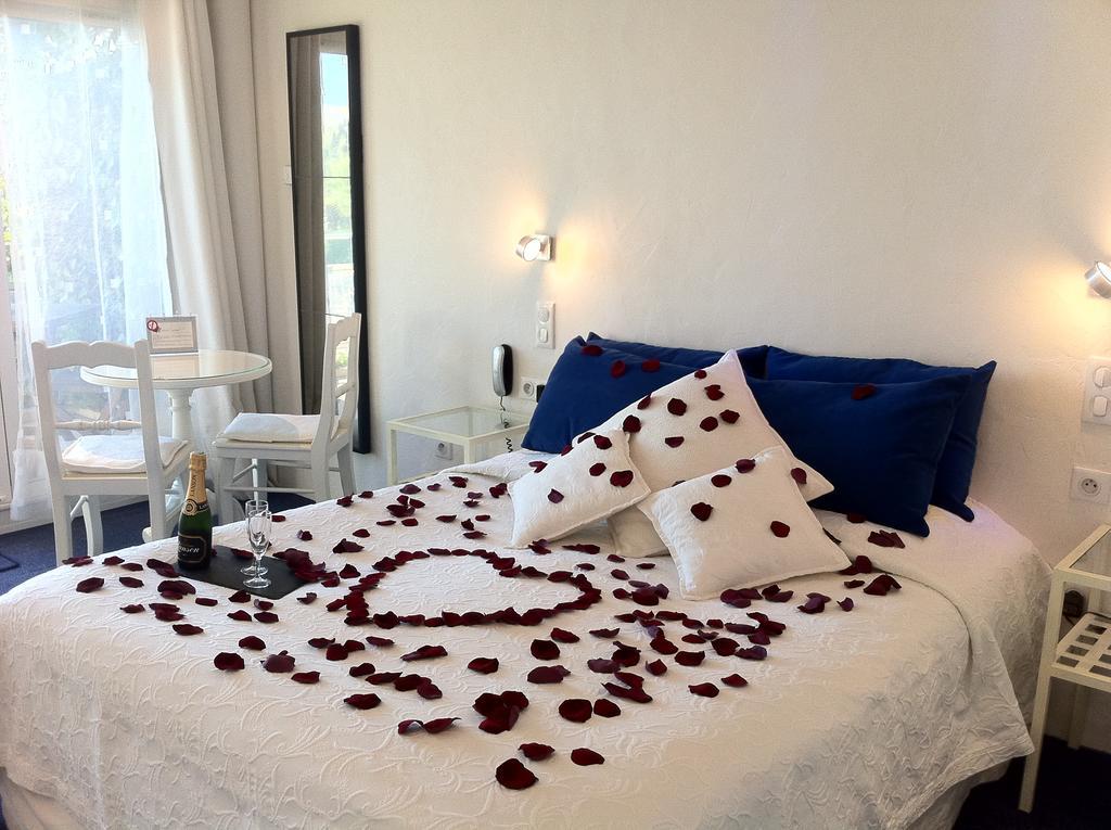 לה גרנד מוט Hotel Azur Bord De Mer מראה חיצוני תמונה